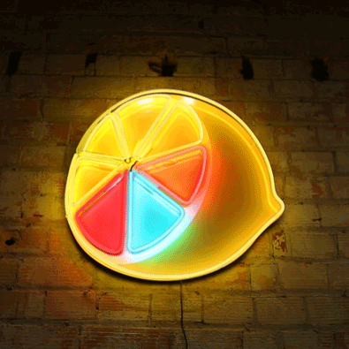 Lemonly logo neon night switching off